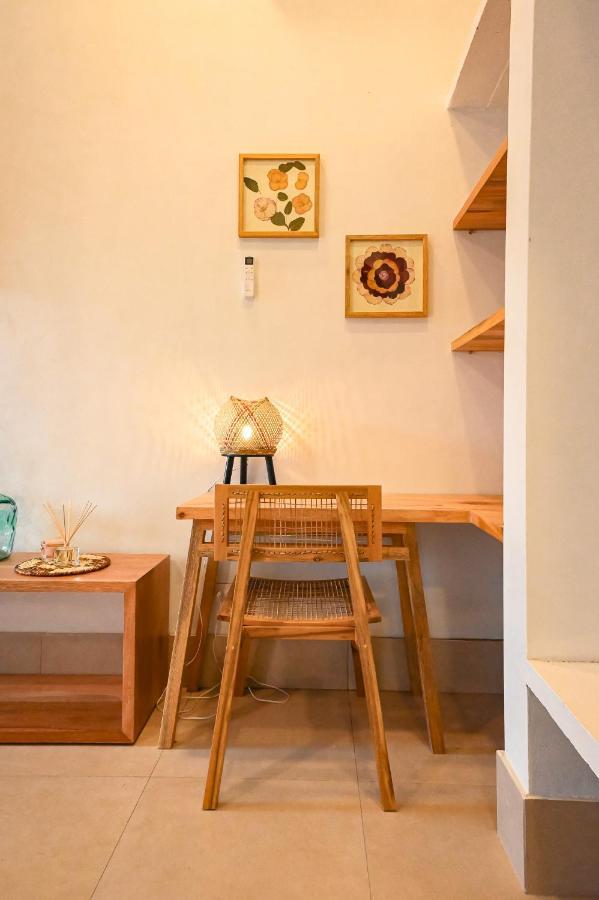 Zafra'S Hotel La Troncal エクステリア 写真
